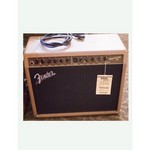 Used Acoustasonic 90 Acoustic Combo Amp