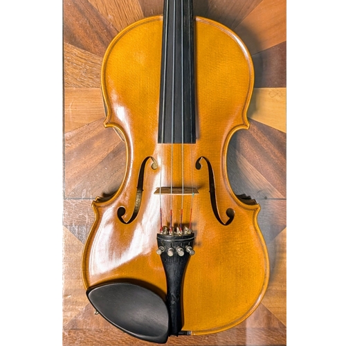 Used Hofner 8526 Bubenreuth Full Size Violin Outfit