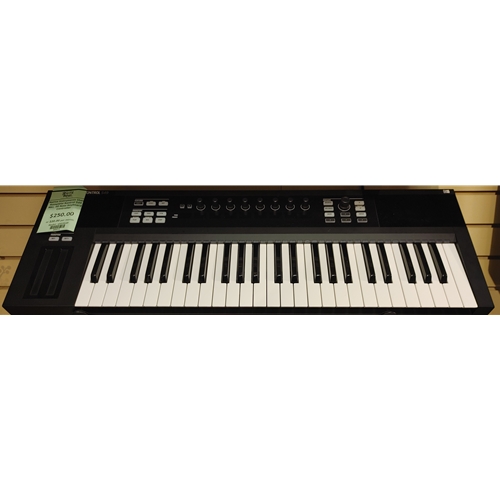 Native Instruments USEDS49 Used Komplete Kontrol S49 MkI, 49 Note Keyboard Controller