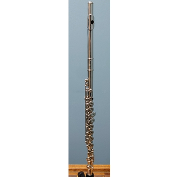 Used Cleveland 610 Student Nickel Flute