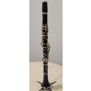 Used Selmer Signature Bb Clarinet