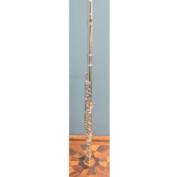Used Lyric LA-2E Flute