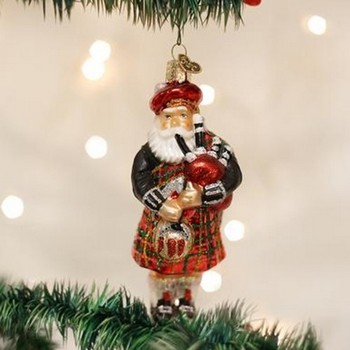 Old World OW40139 Highland Santa Ornament