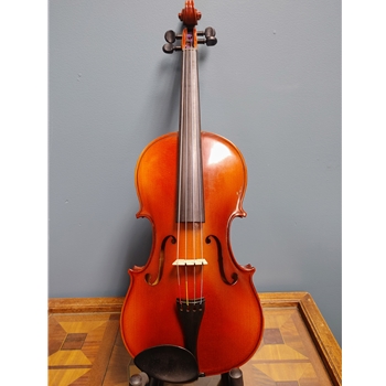 Used Knilling Bucharest 16" Viola Outfit